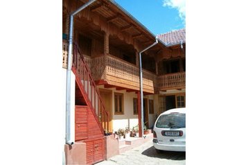 Rumunia Privát Chiojdu, Zewnątrz